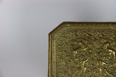 INDE. Travail du XXe siècle, Plateau décoratif...