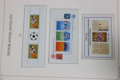 TIMBRES. Collection des Antilles Néerlandaises...