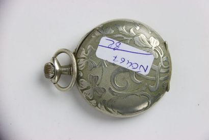 Pocket watch in silver plated metal. Roman...
