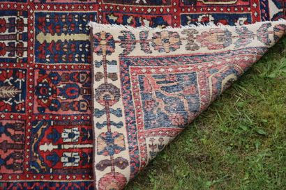 TAPIS. Baktiar, Iran, vers 1965/70. Velours...
