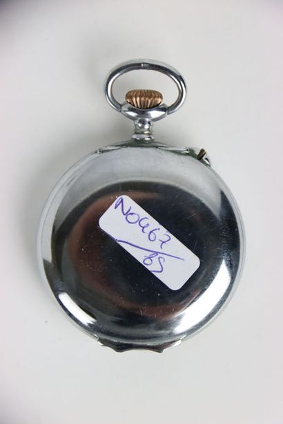 Pocket watch in silver plated metal. Arabic...