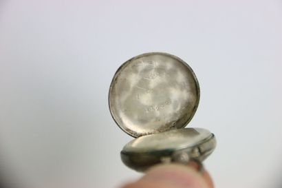 ANONYME.
Montre gousset en argent
Cadran...