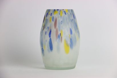 MULLER FRERES à Lunéville, Vase ovoïde en...