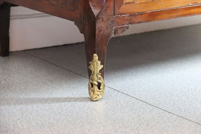 Veneered chest of drawers, marble top surrounded...
