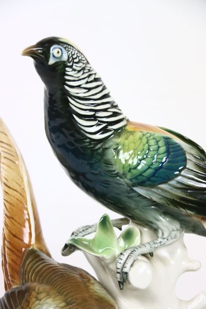 SAXE, Manufacture KARL ENS. Groupe en porcelaine...