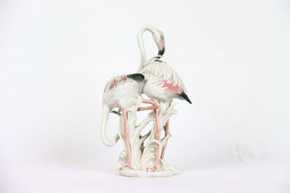 SAXE, Manufacture KARL ENS. Groupe en porcelaine...