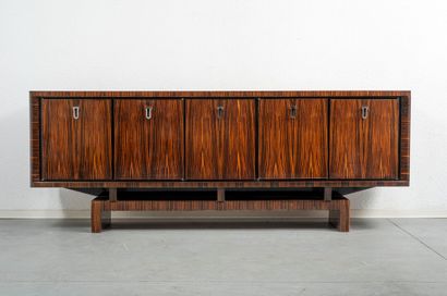 Buffet enfilade en placage de macassar, il...