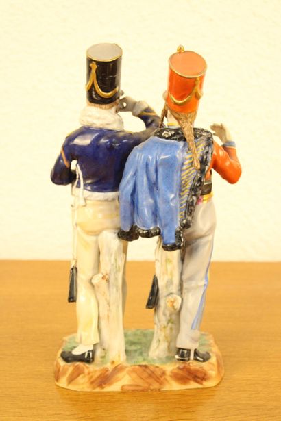 Deux hussard du 9 ème Régiment. Sujet en...