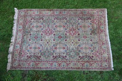 Tapis Original Roumain . Circa 1965. Dimensions:...