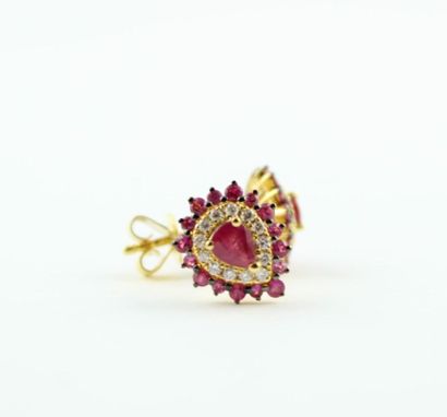 Paire de boutons d'oreilles en or jaune 18K...