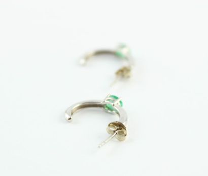 Paire de créoles en or blanc 18K (750/1000)...