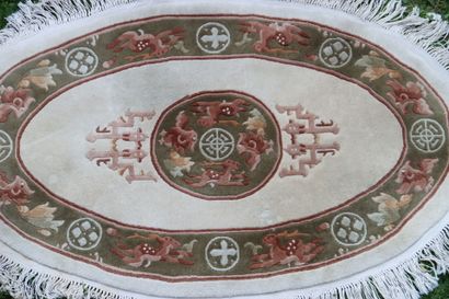 Tapis. Chine Tien Sin vers 1980. 
Velours...