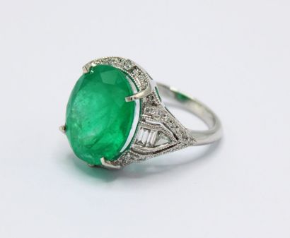 Bague en platine (900/1000) de style art...