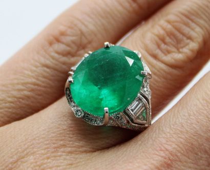 Bague en platine (900/1000) de style art...