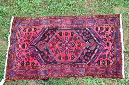 Tapis. Hamadan. Iran. Vers 1980. Velours...