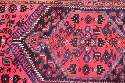 Tapis. Hamadan. Iran. Vers 1980. Velours...