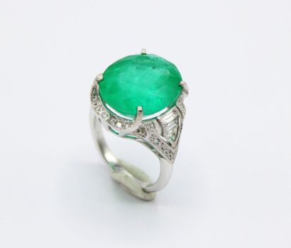 Bague en platine (900/1000) de style art...