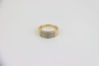 1 gold and diamond ring, TD 54. Gross weight:...