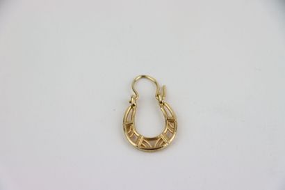 1 set of gold-plated metal jewelry including:...