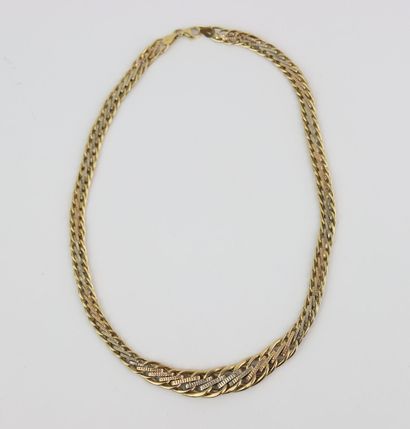 1 3-gold necklace, 47 cm (damaged). Gross...