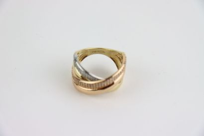 1 3-gold ring set with diamonds, TD 55. Gross...