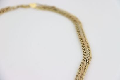 1 3-gold necklace, 47 cm (damaged). Gross...