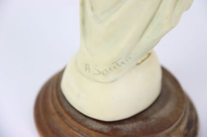1 lot of 5 religious sculptures in resin,...