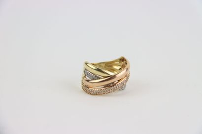 1 3-gold ring set with diamonds, TD 55. Gross...