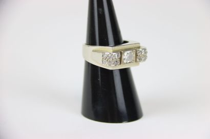 Jean Desprès (1889-1980) (Attributed to).
Ring...