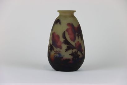 MULLERS FRERES à Lunéville.
Vase à décor...