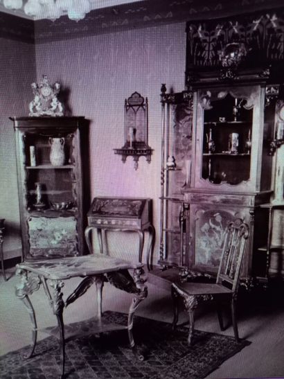 Emile GALLE (1846 - 1904).
Wall console in...