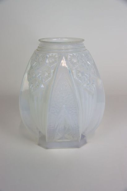 MULLERS FRERES à Lunéville. 
Paire de vase...