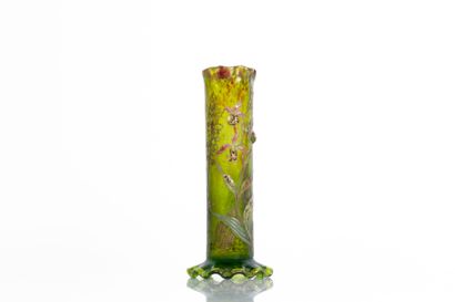 Émile GALLÉ (1846-1904).
Vase tubulaire torsadé...