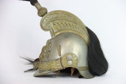 Casque de cuirassier belge modèle 1830. 
Bombe...