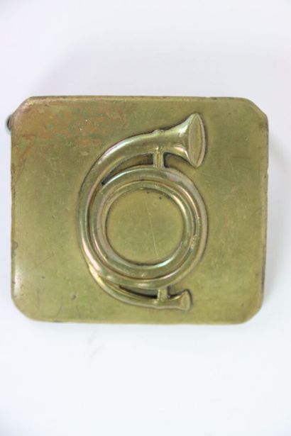 Ensemble de 6 plateaux de ceinturon.
Chasseur,...