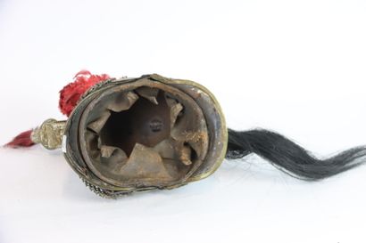 Casque de cuirassier modèle 1858. 
Bombe...