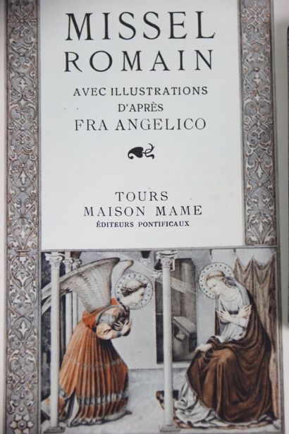Lot de missels et de livres religieux. 9...