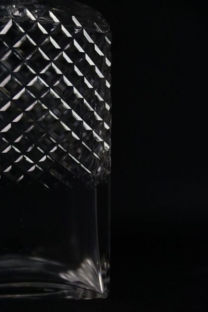 BACCARAT.
Verre à glaçon en cristal taillé
Modèle...