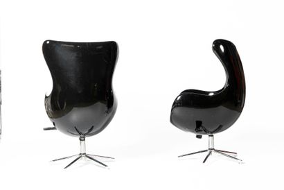 TRAVAIL DU XXème siècle.

Paire de fauteuils...