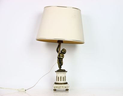 Lame à poser le fût à décor en bronze d'un...