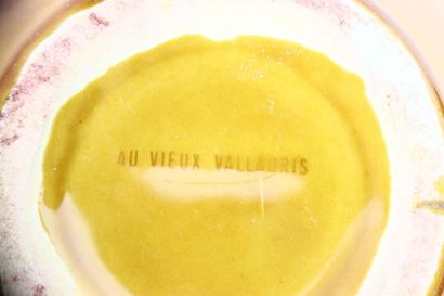 Réunion de verrerie comprenant : 
- SAINT...