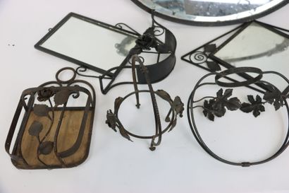 Réunion d'élément décoratifs de style Art...