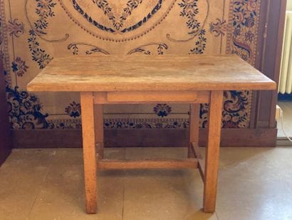 Rectangular oak refectory table on four legs...