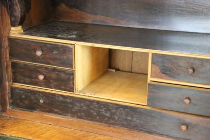 Secrétaire en bois et placage d'acajou flammé,...