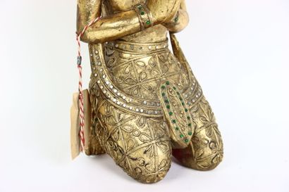 Thaïlande.
Sculpture en bois doré figurant...