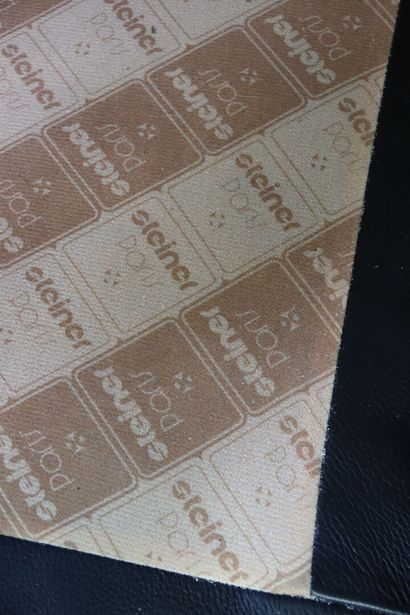 ROCHE BOBOIS (dans le goût)
Un canapé deux...