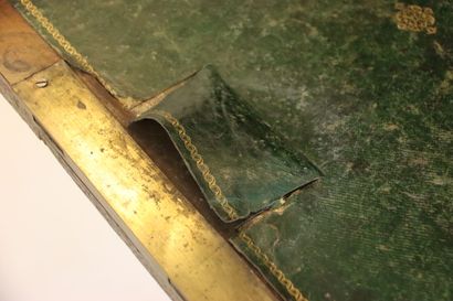 Secrétaire en bois et placage d'acajou flammé,...