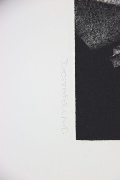 T. DONATELLA (1947-).
Le voile.
Gravure signée,...