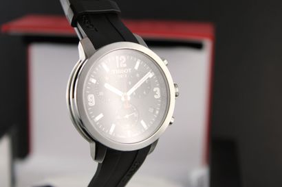 TISSOT réf. 20L QHE MP7
Montre chronographe...