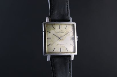 JAEGER
Montre bracelet en acier. Boitier...